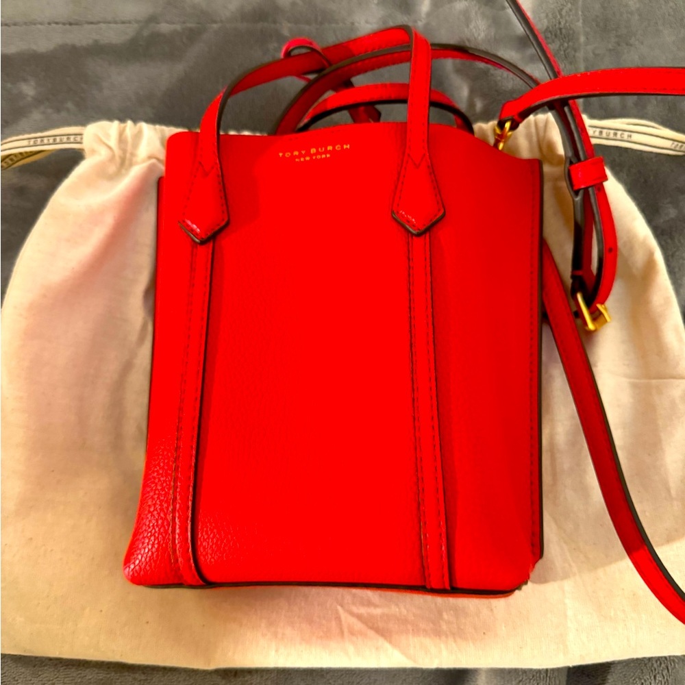 Tory Burch crossbody bag. Never used.